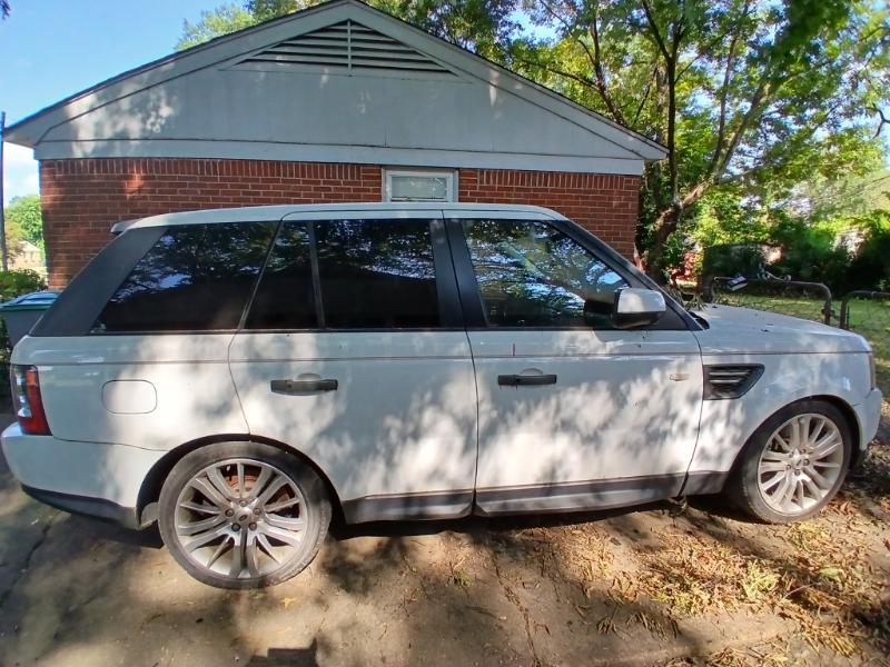 Range Rover Sport - Luxurious SUV - Good Condition for sale in Memphis, TN — $2500 on TheTradingPost.ai
